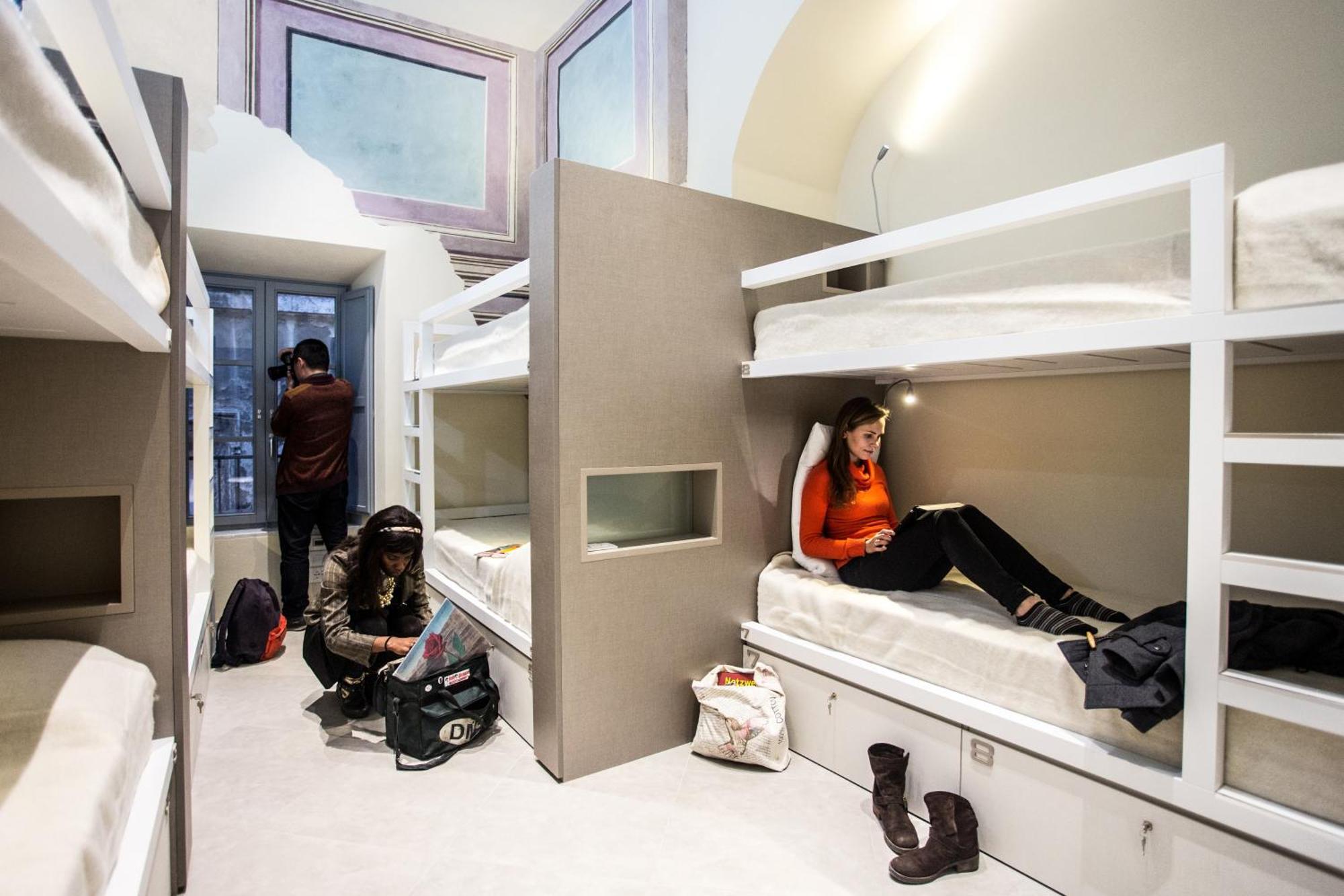 Little Italy Hostel Ex Chiesa S Donato 페루자 외부 사진