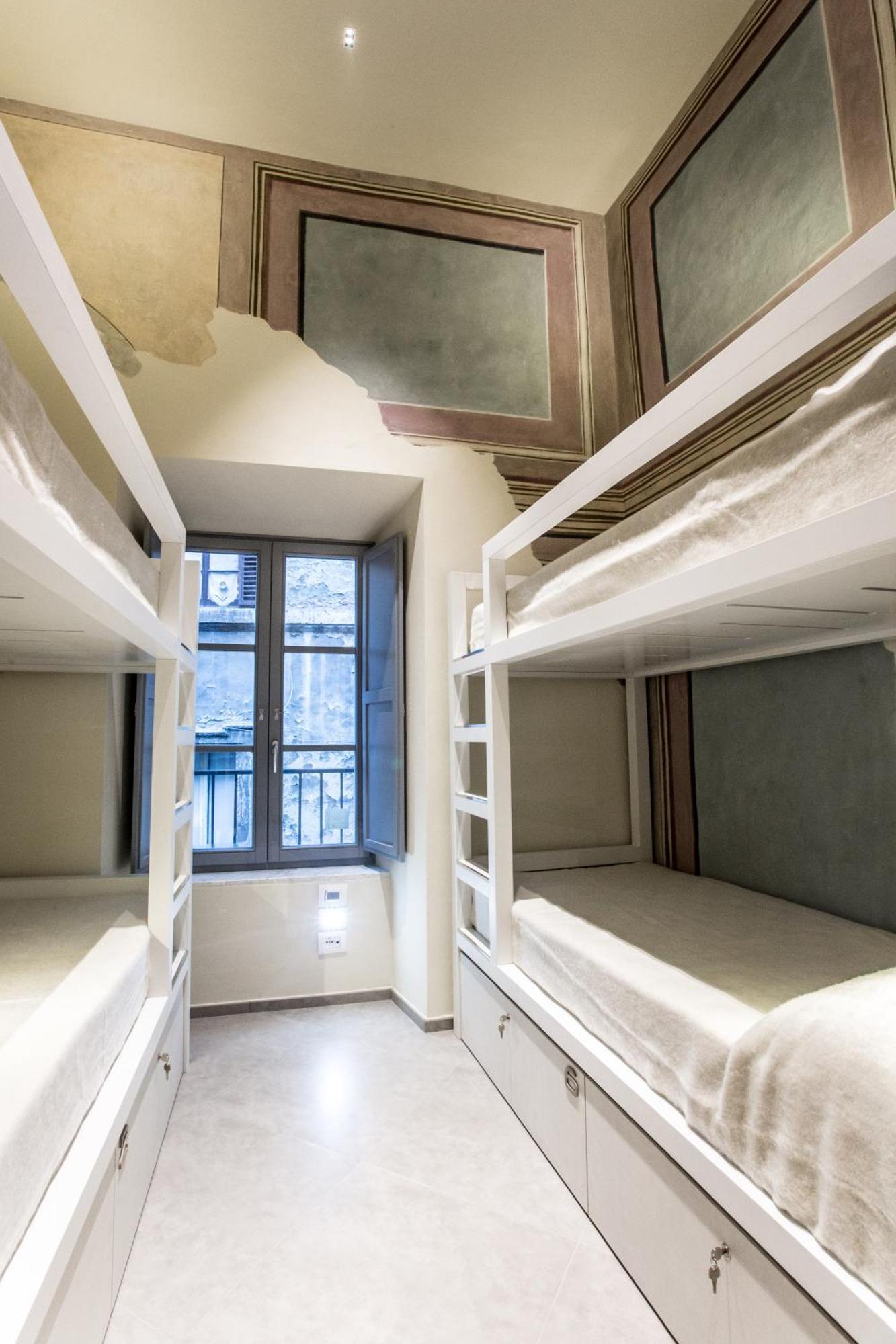 Little Italy Hostel Ex Chiesa S Donato 페루자 외부 사진