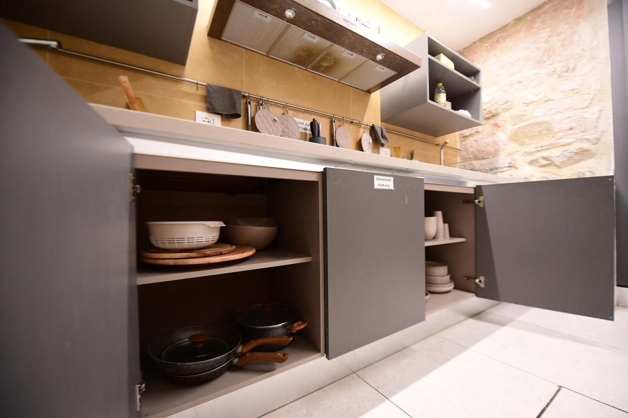 Little Italy Hostel Ex Chiesa S Donato 페루자 외부 사진