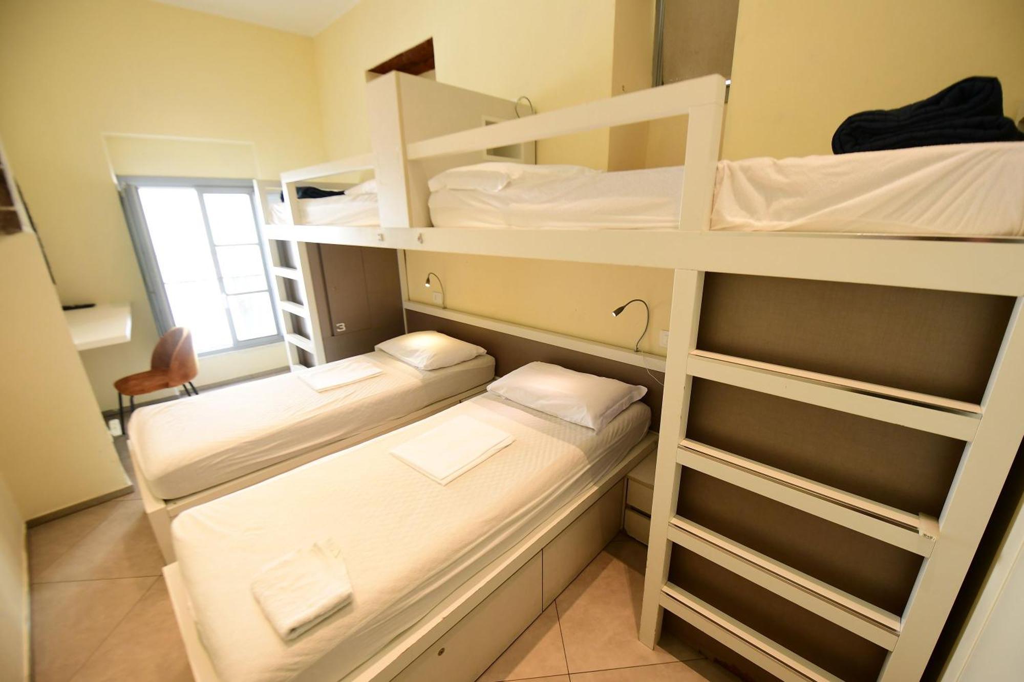 Little Italy Hostel Ex Chiesa S Donato 페루자 외부 사진